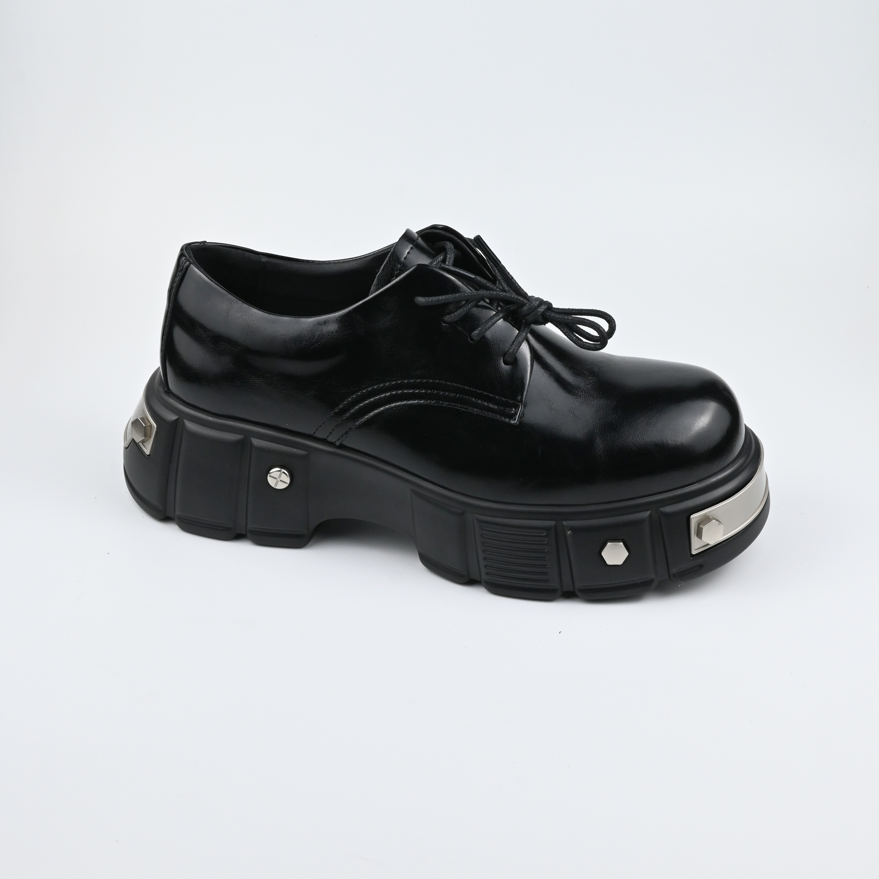 Leather shoes 20