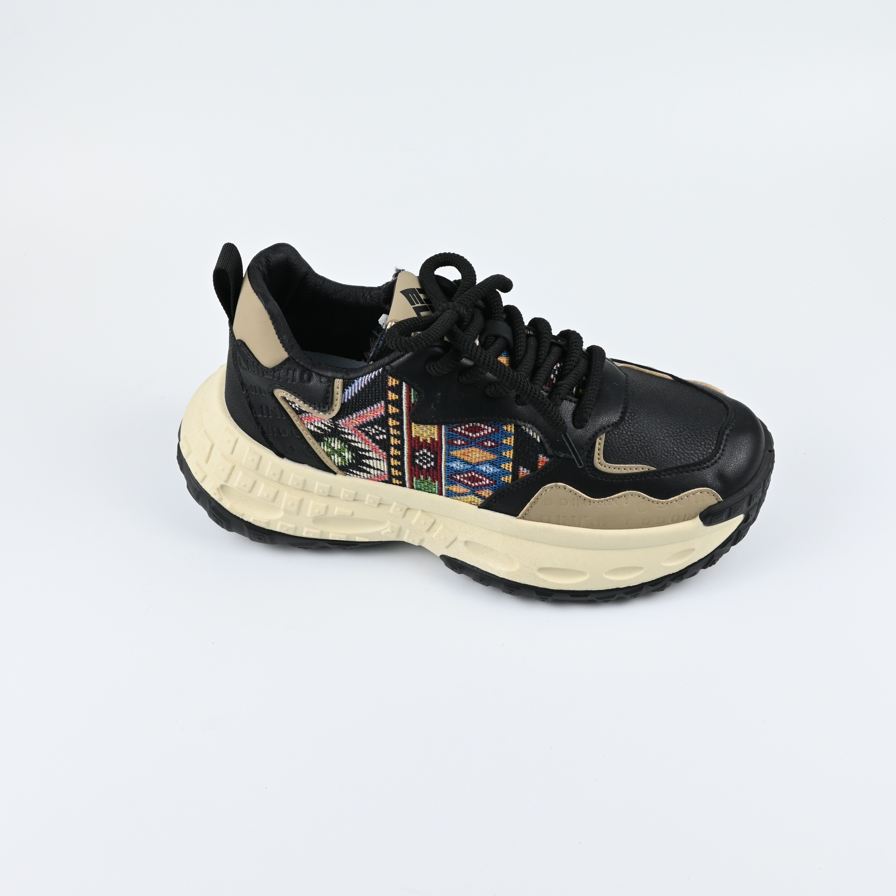 Sports Shoes 63