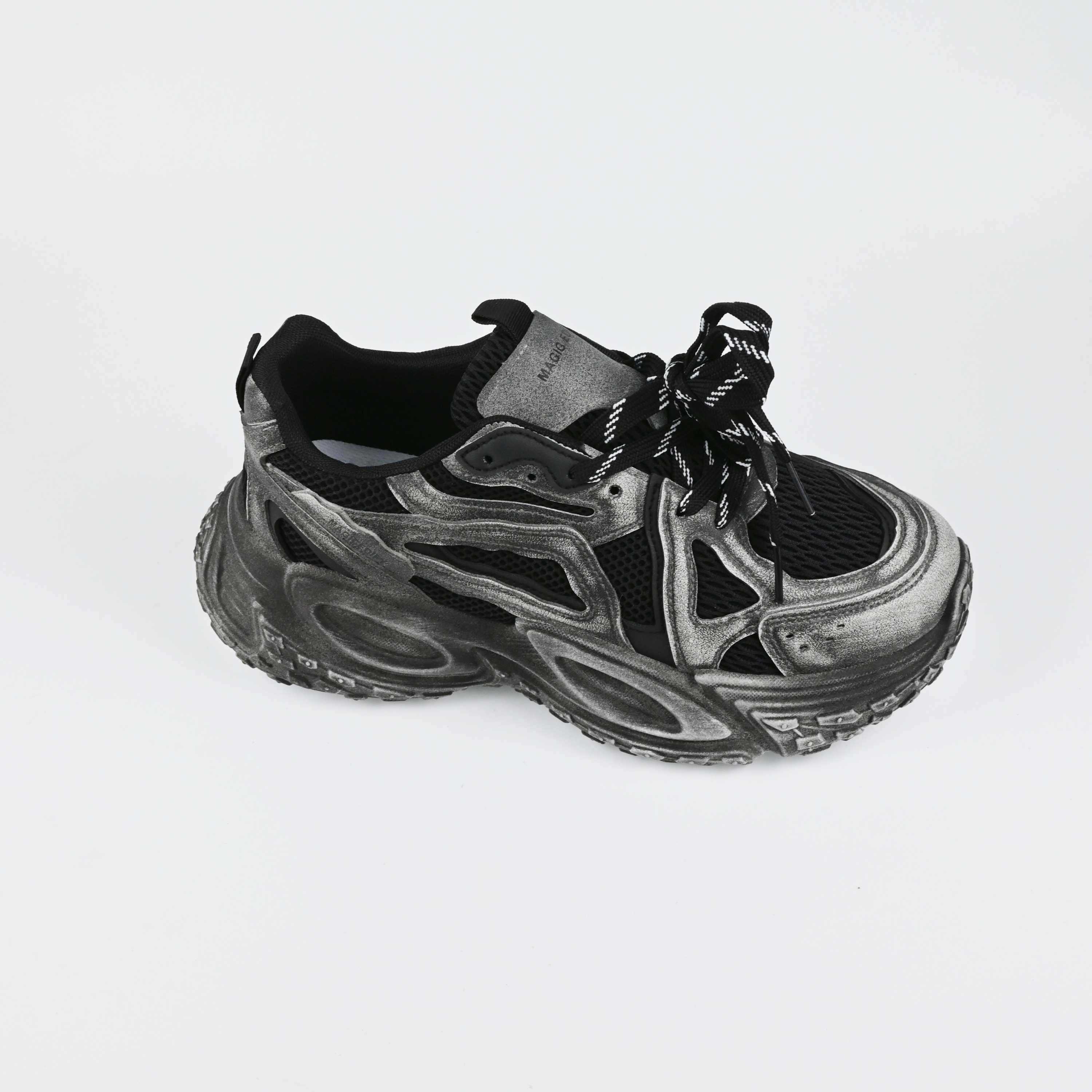 Sports Shoes 65