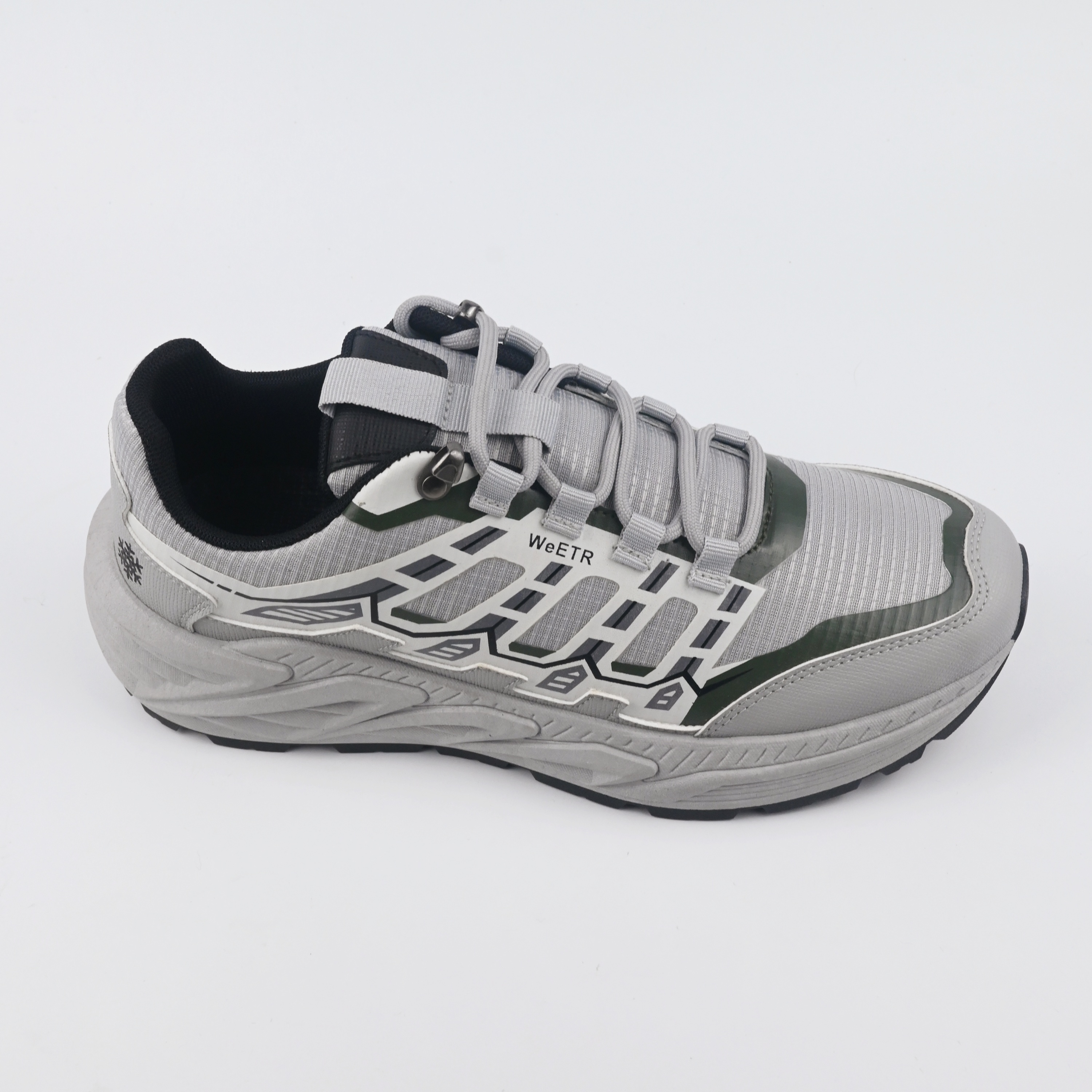Sports Shoes 90