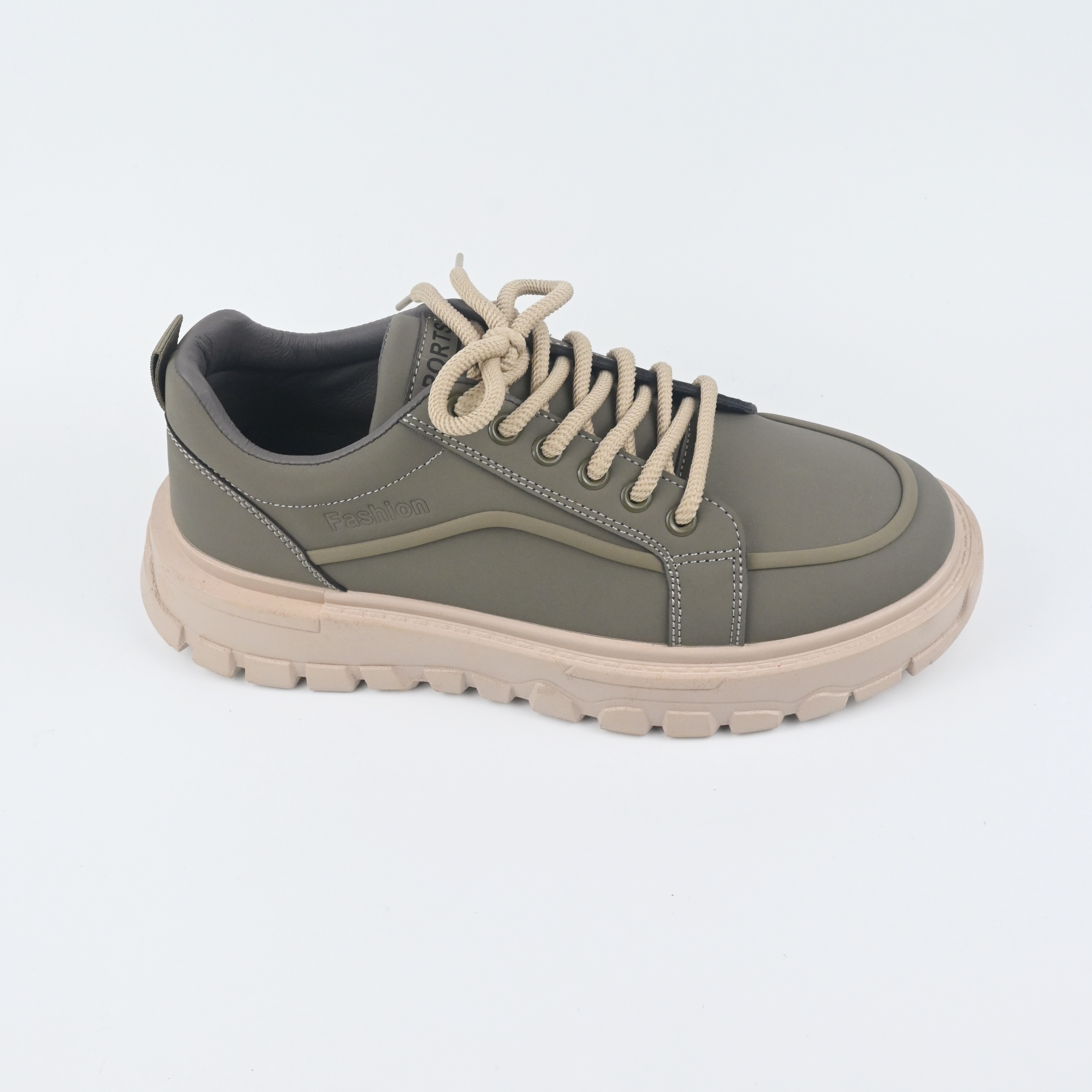 Sports Shoes 100