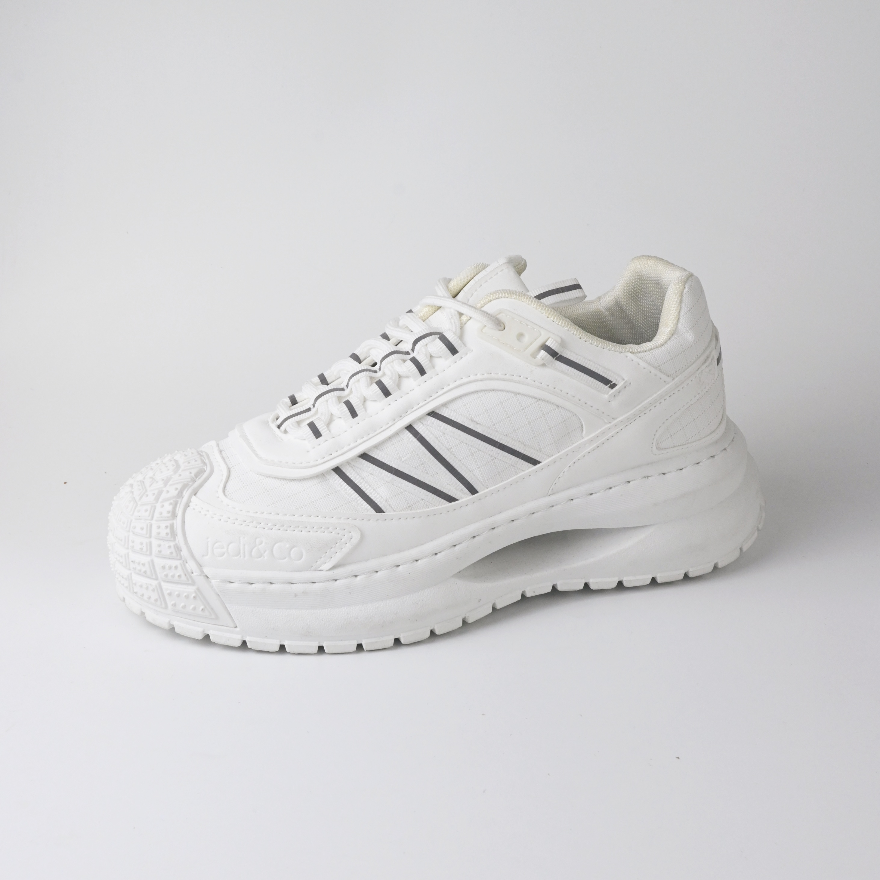 Sports Shoes 153