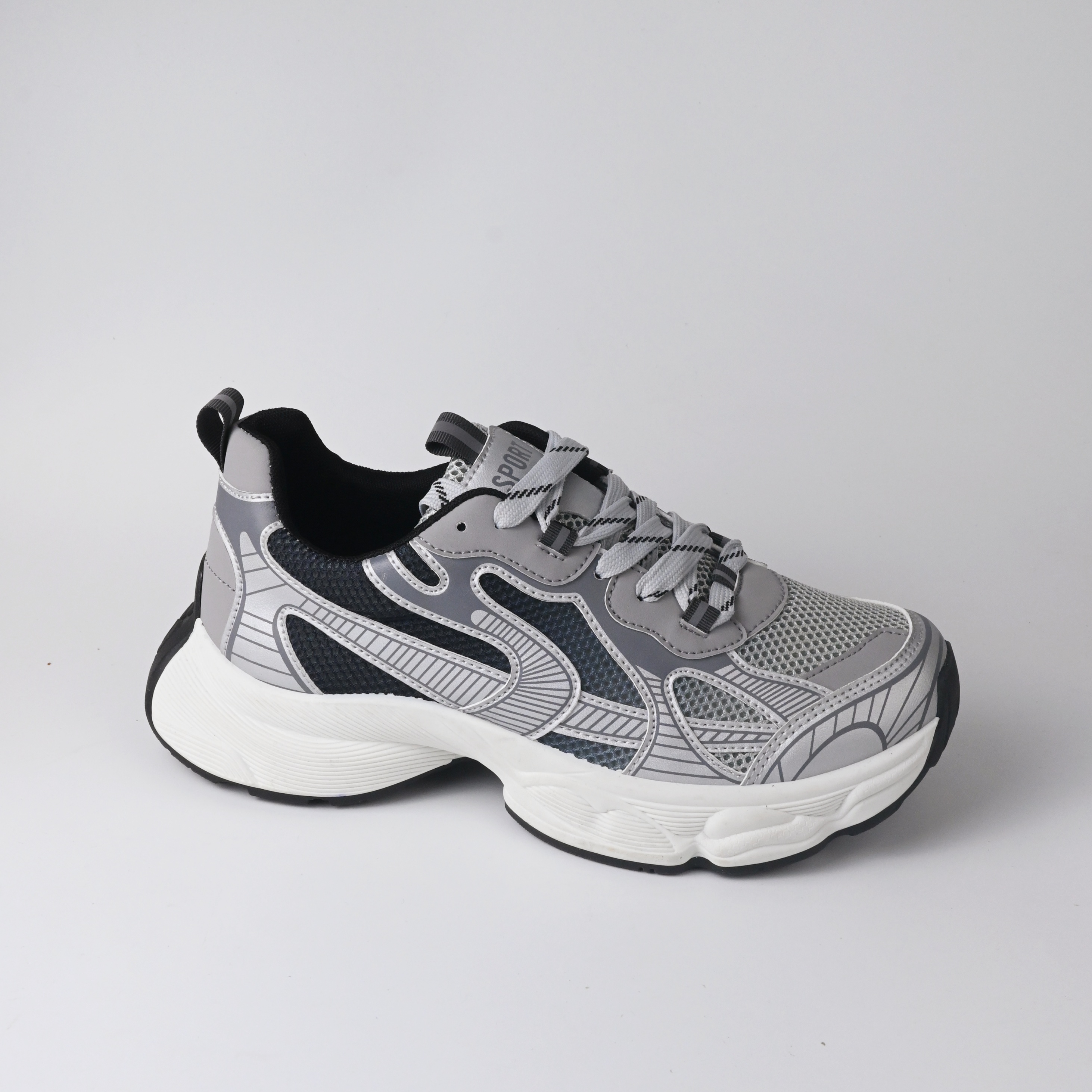 Sports Shoes 150