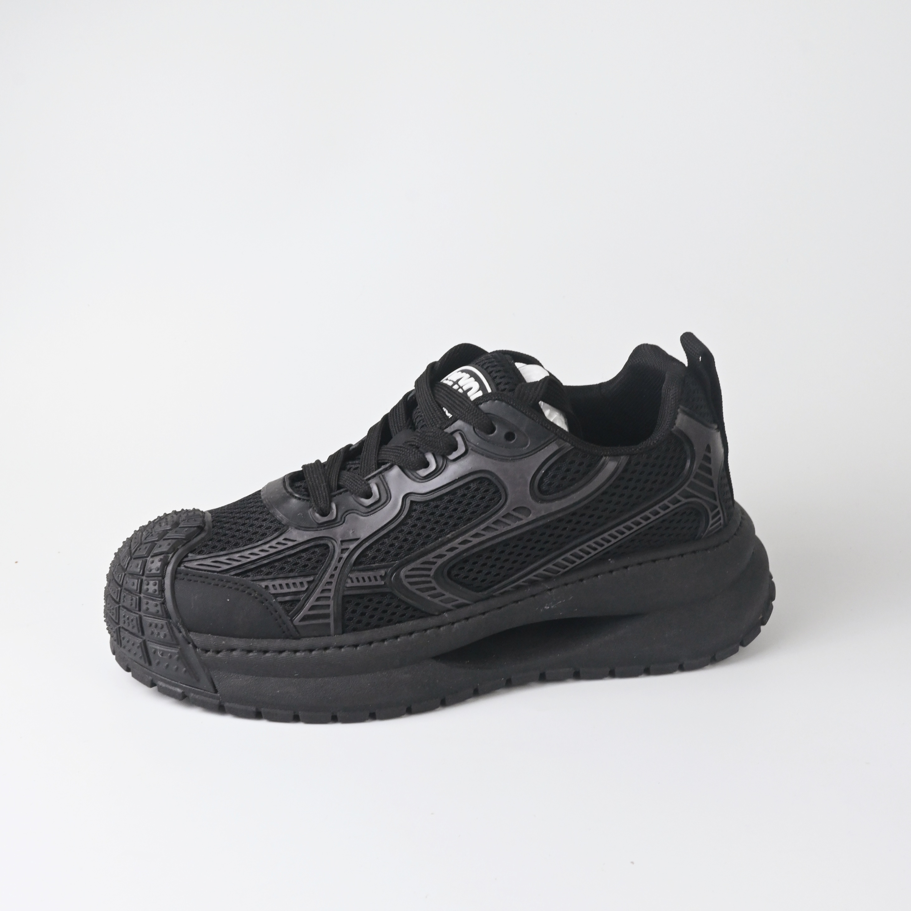 Sports Shoes 160