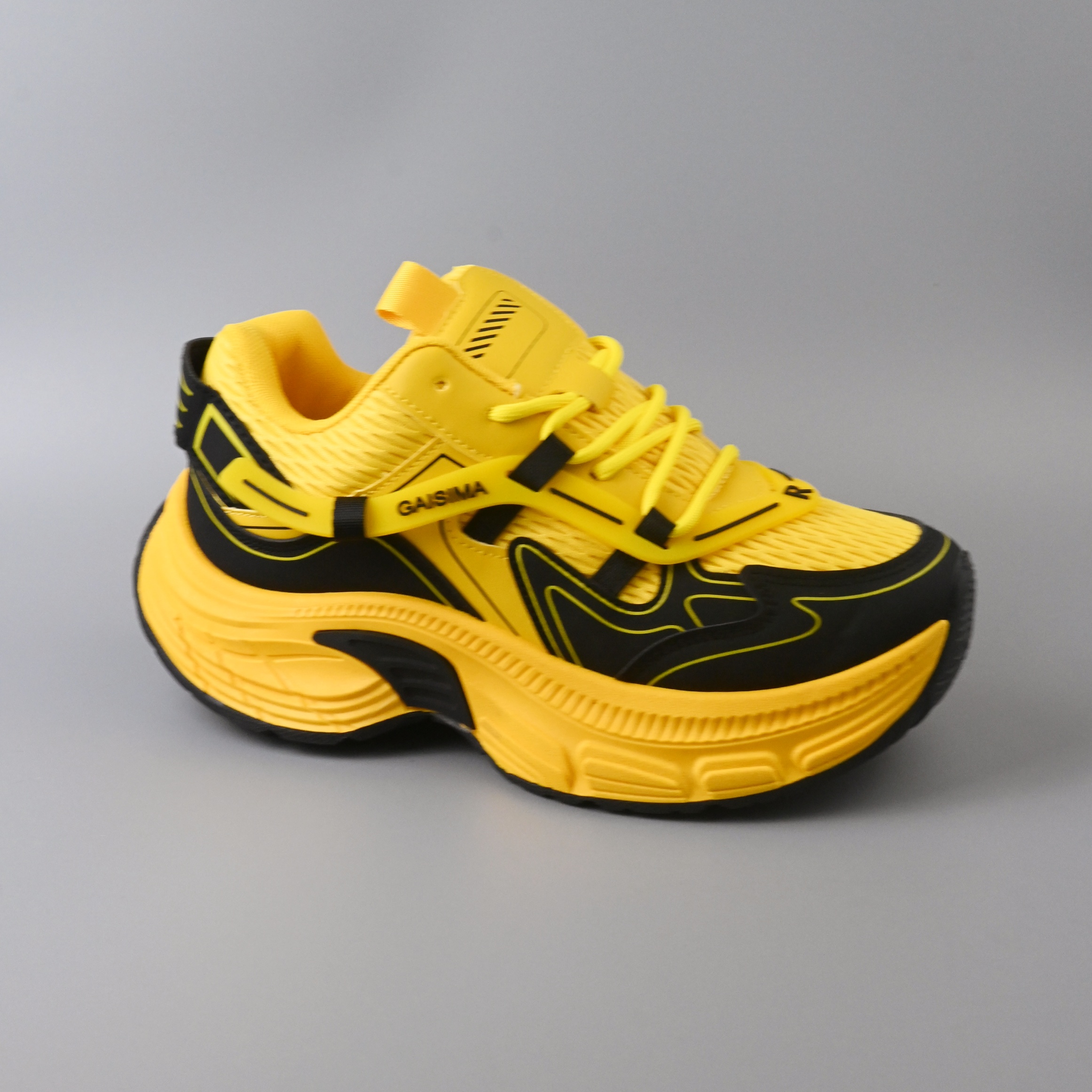 Sports Shoes 132