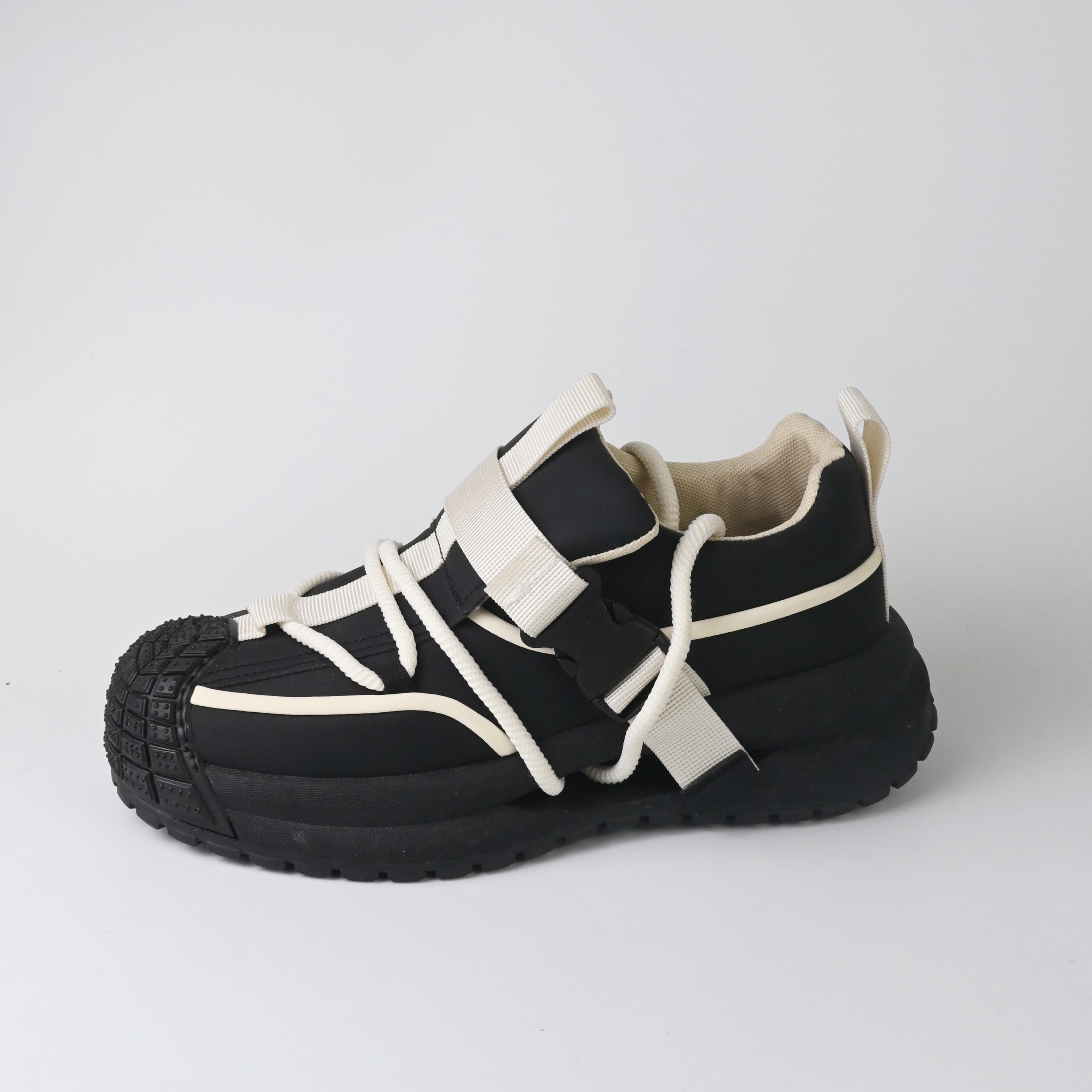 Sports Shoes 159