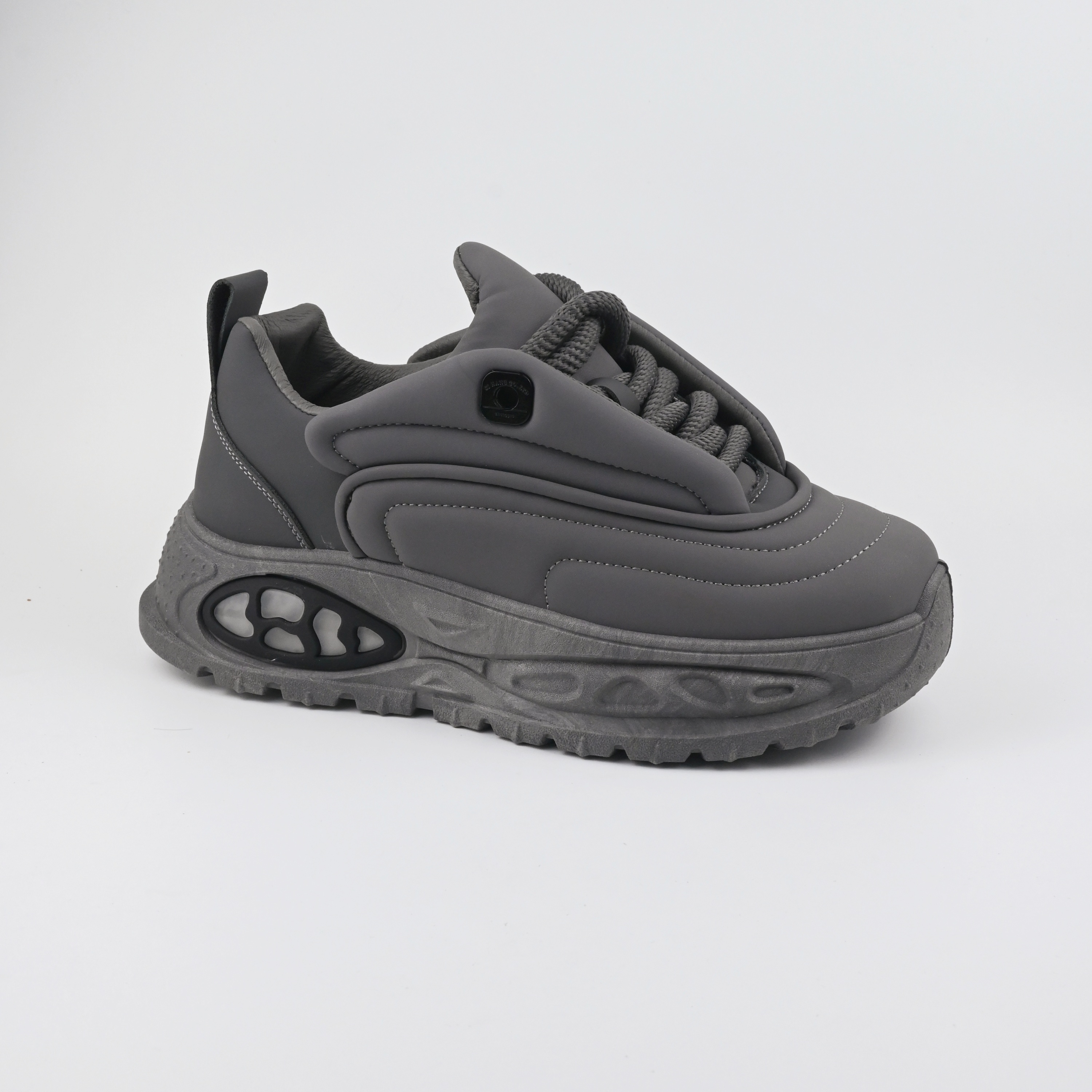 Sports Shoes 118