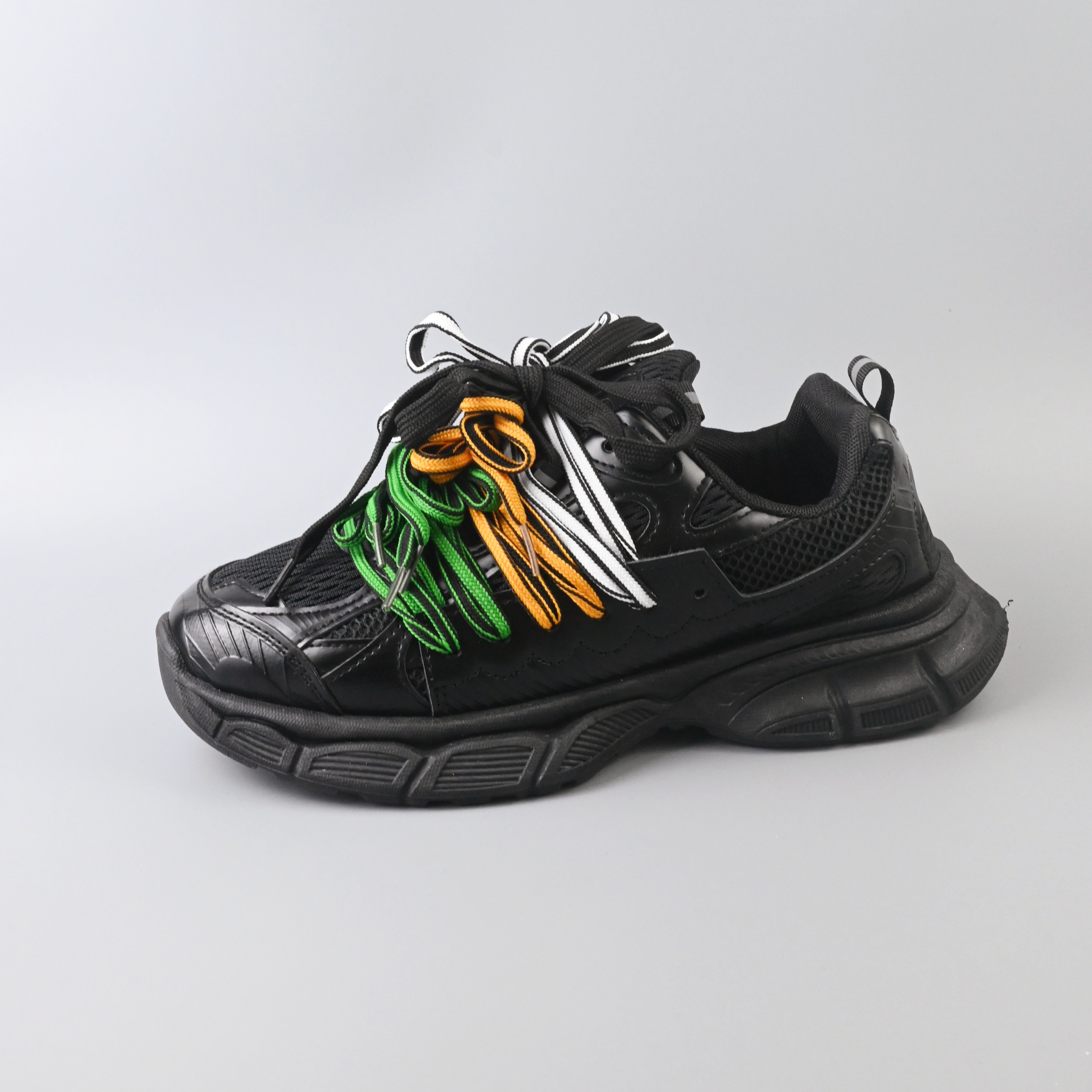 Sports Shoes 145