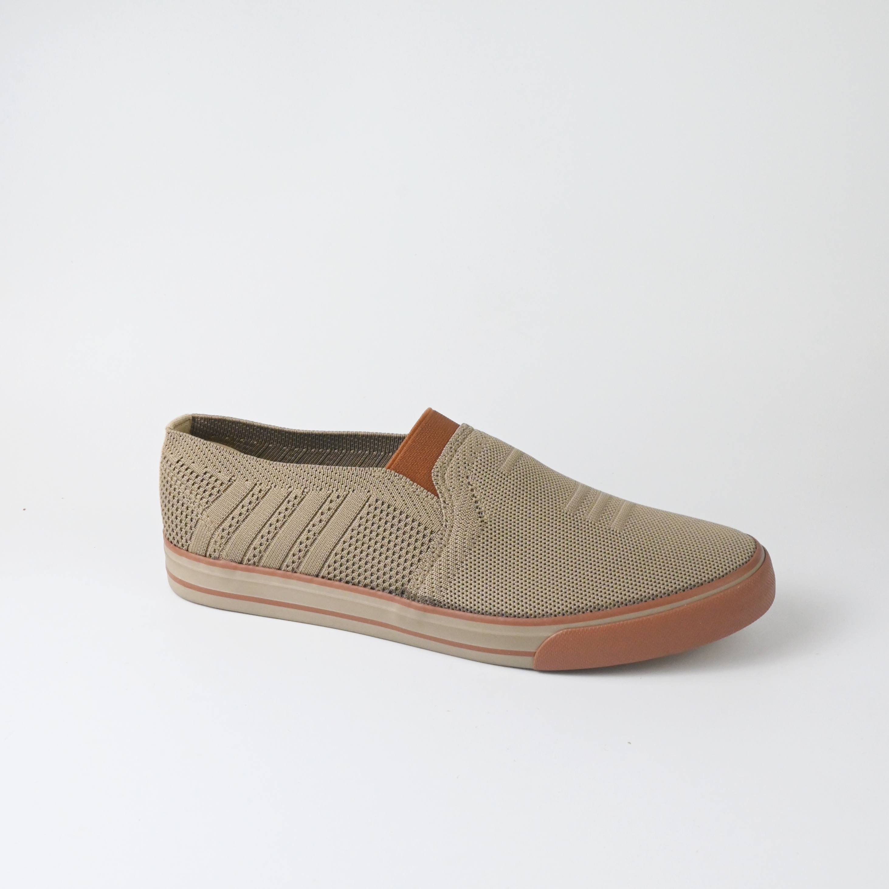 Fly woven shoes 33