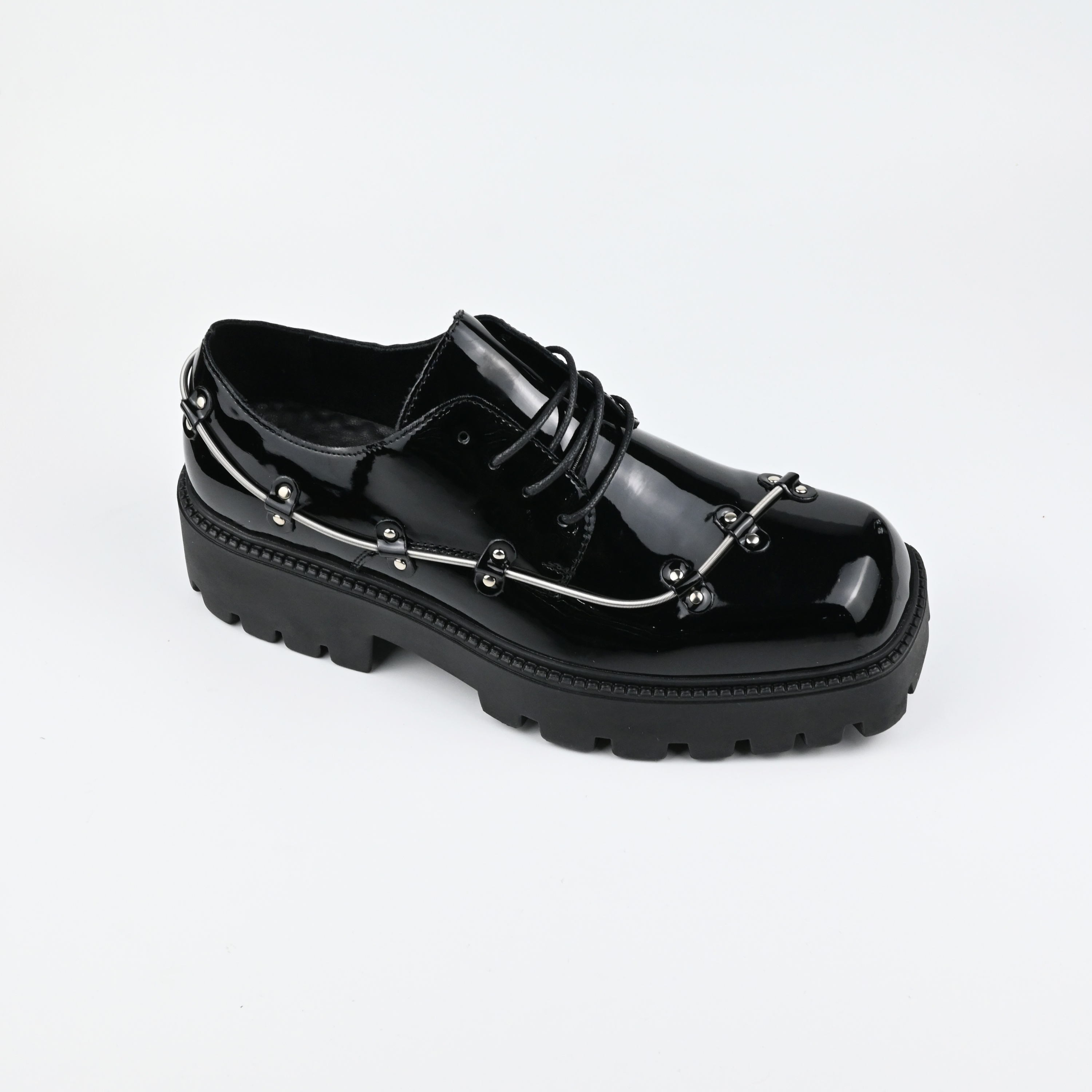 Leather shoes 74